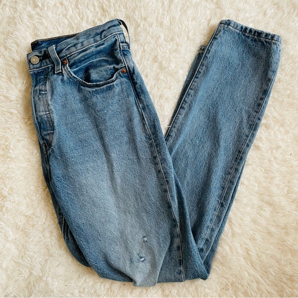 Levi's Denim - Levi's Women's Blue Distressed Jeans